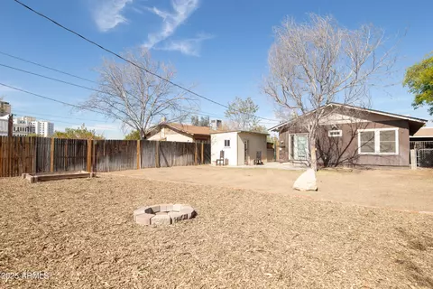Exterior - 1305 E Brill St, Phoenix, AZ 85006 photo 2 of 6