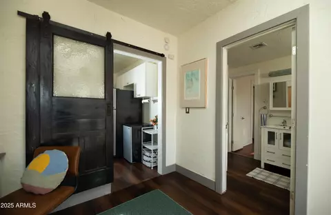 Entry Way - 1305 E Brill St, Phoenix, AZ 85006 photo 2 of 2