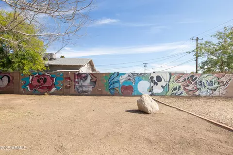 Exterior - 1305 E Brill St, Phoenix, AZ 85006 photo 6 of 6