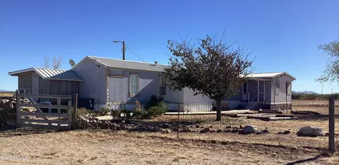 7522 S Bear Track Trl, Willcox, AZ 85643