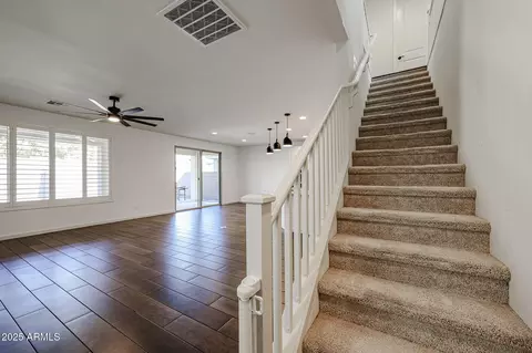 Entry Way - 3548 E Tina Dr, Phoenix, AZ 85050 photo 1 of 3