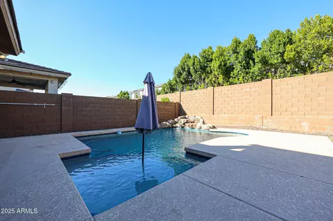 Exterior - 3548 E Tina Dr, Phoenix, AZ 85050 photo 5 of 5