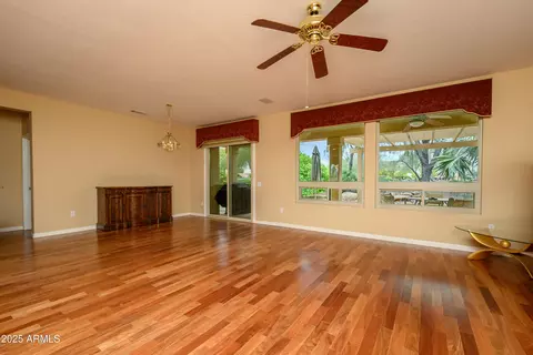 18400 N Deer Grass Ct, Surprise, AZ 85374