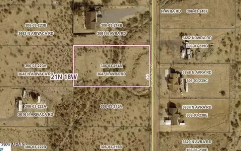 3647 N Avra Rd #4, Golden Valley, AZ 86413