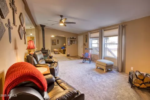 1981 Rustling Pine Dr, Overgaard, AZ 85933 photo 9