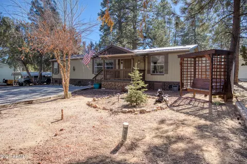 1981 Rustling Pine Dr, Overgaard, AZ 85933 photo 4