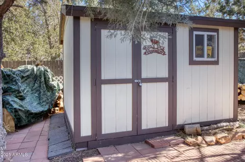 1981 Rustling Pine Dr, Overgaard, AZ 85933 photo 25