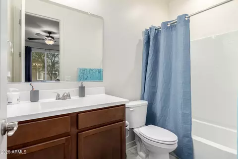 Bath - 7515 W Warner St, Phoenix, AZ 85043 photo 3 of 3
