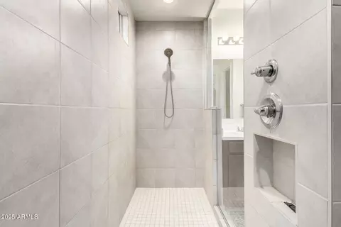 Bath - 7515 W Warner St, Phoenix, AZ 85043 photo 2 of 3