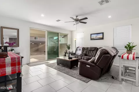 Other - 7515 W Warner St, Phoenix, AZ 85043 photo 3 of 9
