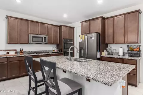 Kitchen - 7515 W Warner St, Phoenix, AZ 85043 photo 1 of 3