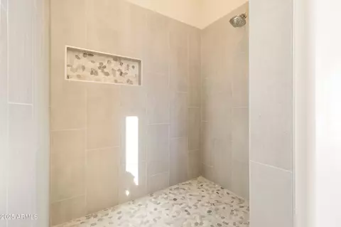 Bath - 9170 S Hackney Pl, Hereford, AZ 85615 photo 7 of 8
