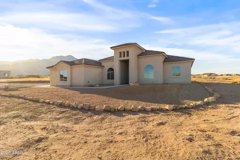 Exterior - 9170 S Hackney Pl, Hereford, AZ 85615 photo 6 of 8