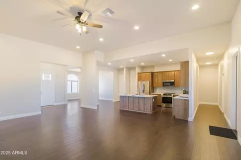 Living - 9170 S Hackney Pl, Hereford, AZ 85615 photo 7 of 12