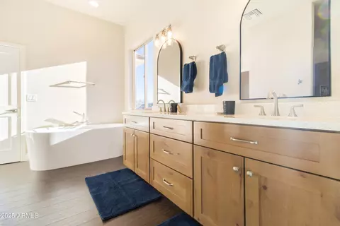 Bath - 9170 S Hackney Pl, Hereford, AZ 85615 photo 4 of 8