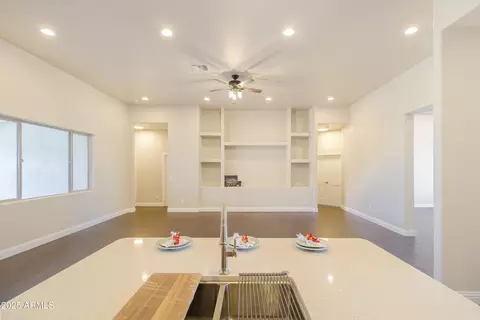 Living - 9170 S Hackney Pl, Hereford, AZ 85615 photo 8 of 12