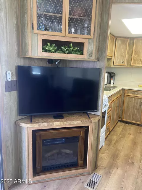 1506 S Omaha Dr, Apache Junction, AZ 85119 photo 3