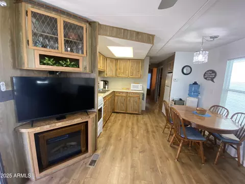 1506 S Omaha Dr, Apache Junction, AZ 85119 photo 4