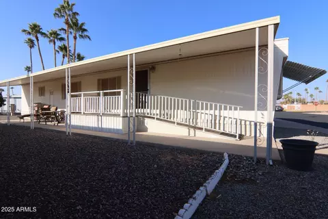 303 S Recker Rd #152, Mesa, AZ 85206