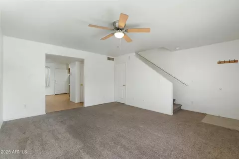 18239 N 40th St #107, Phoenix, AZ 85032