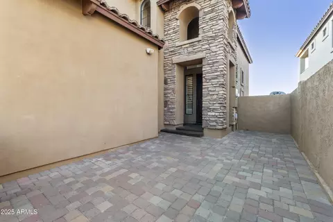 6822 E Portia St, Mesa, AZ 85207 photo 2