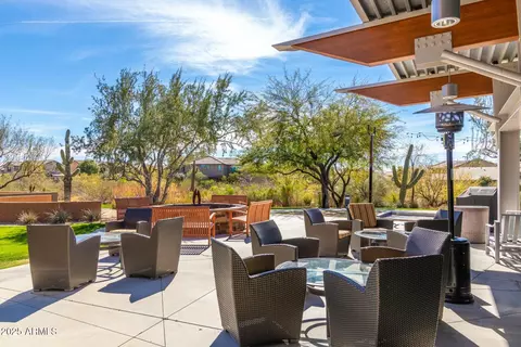 View/Area - 3650 E Sinclair St, Phoenix, AZ 85050 photo 2 of 6
