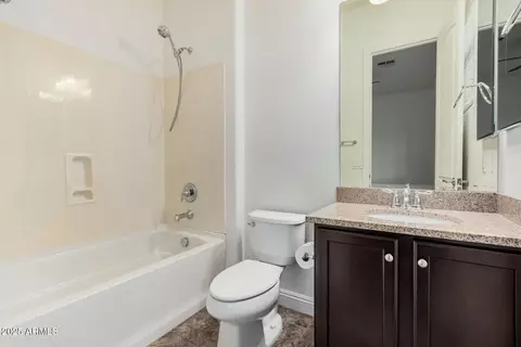 Bath - 3650 E Sinclair St, Phoenix, AZ 85050 photo 5 of 6