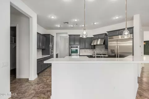 Kitchen - 3650 E Sinclair St, Phoenix, AZ 85050 photo 1 of 4