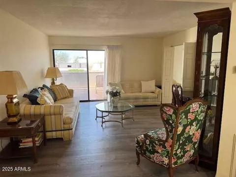 17404 N 99th Ave #136, Sun City, AZ 85373