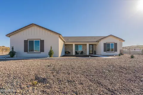 3479 W Hummingbird Ln, San Tan Valley, AZ 85143