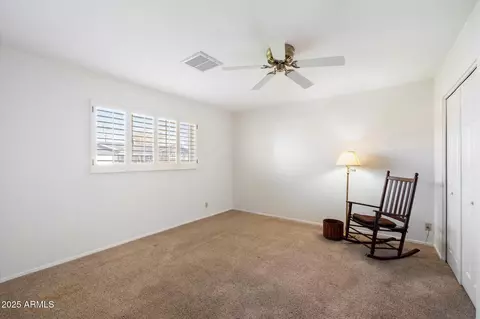 Bedroom - 623 E Winter Drive Dr, Phoenix, AZ 85020 photo 1 of 3