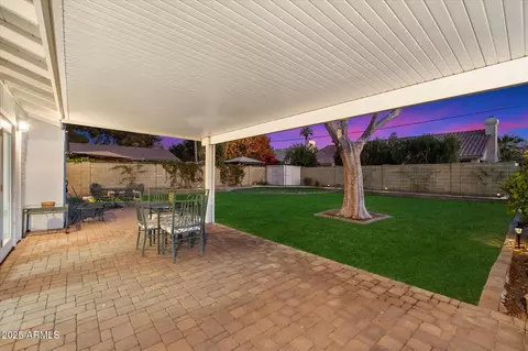 Exterior - 623 E Winter Drive Dr, Phoenix, AZ 85020 photo 18 of 21