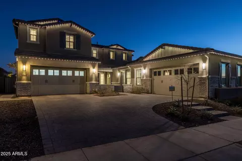Exterior - 9623 E Sector Dr, Mesa, AZ 85212 photo 9 of 9