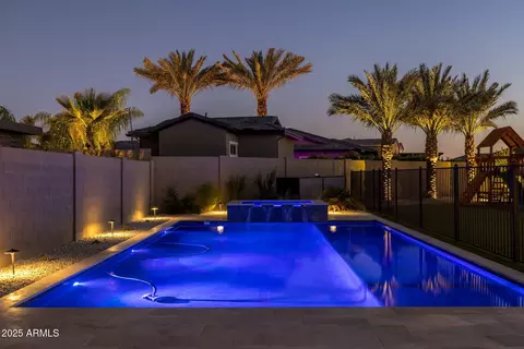 Exterior - 9623 E Sector Dr, Mesa, AZ 85212 photo 2 of 9