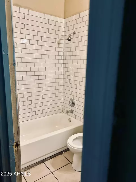 Bath - 1124 E Polk St, Phoenix, AZ 85006 photo 2 of 3