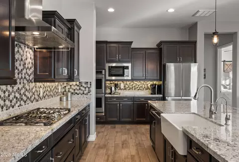 Kitchen - 10455 E Thatcher Ave, Mesa, AZ 85212 photo 1 of 4
