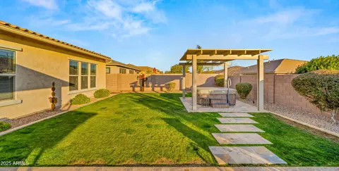 Exterior - 10455 E Thatcher Ave, Mesa, AZ 85212 photo 13 of 17