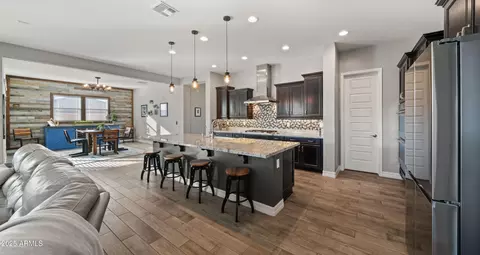 Kitchen - 10455 E Thatcher Ave, Mesa, AZ 85212 photo 4 of 4