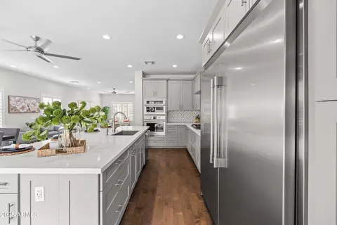 Kitchen - 3456 E Joseph Way, Gilbert, AZ 85295 photo 5 of 8