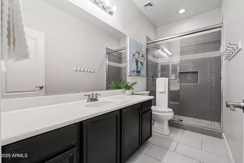 Bath - 3456 E Joseph Way, Gilbert, AZ 85295 photo 8 of 12