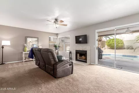 3236 E Tanglewood Dr, Phoenix, AZ 85048 photo 8