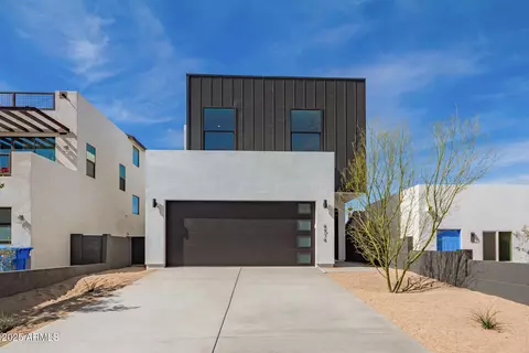 4514 N 8th Pl, Phoenix, AZ 85014