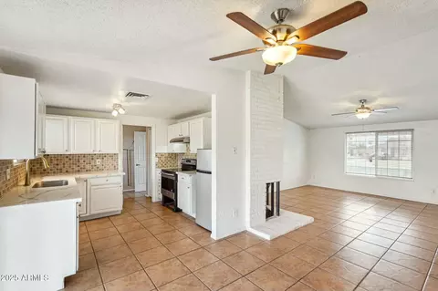 3802 N 73rd Ave, Phoenix, AZ 85033 photo 13