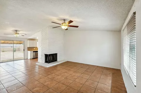 3802 N 73rd Ave, Phoenix, AZ 85033 photo 12