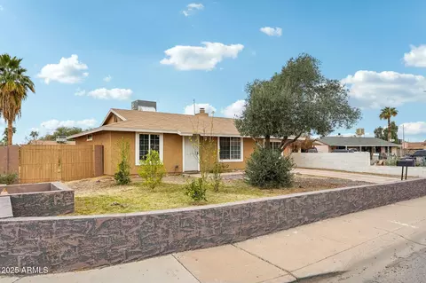 3802 N 73rd Ave, Phoenix, AZ 85033 photo 4
