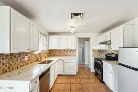3802 N 73rd Ave, Phoenix, AZ 85033 photo 15