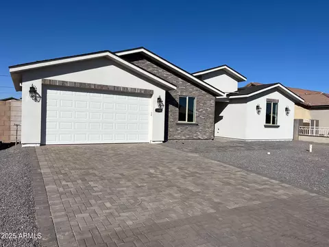 5320 E Pony Track Ln, San Tan Valley, AZ 85140