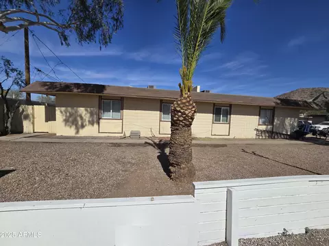 2038 W Cactus Rd, Phoenix, AZ 85029