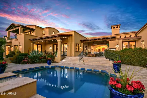 10827 E Winter Sun Dr, Scottsdale, AZ 85262