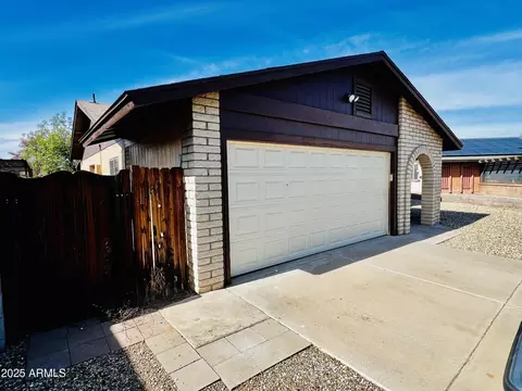 17224 N 56th Dr, Glendale, AZ 85308